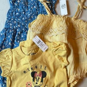 Baby GAP Bundle including Disney Yellow Baby Top size 6-12 Months NWT